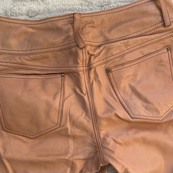 **Sale**cache 100% Lambskin Leather Camel Colored Pants Jeans size 2 - Picture 4 of 4